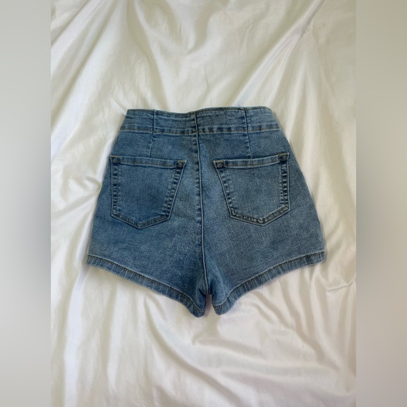 Highest Rise Medium Jean Shorts - Picture 2 of 2